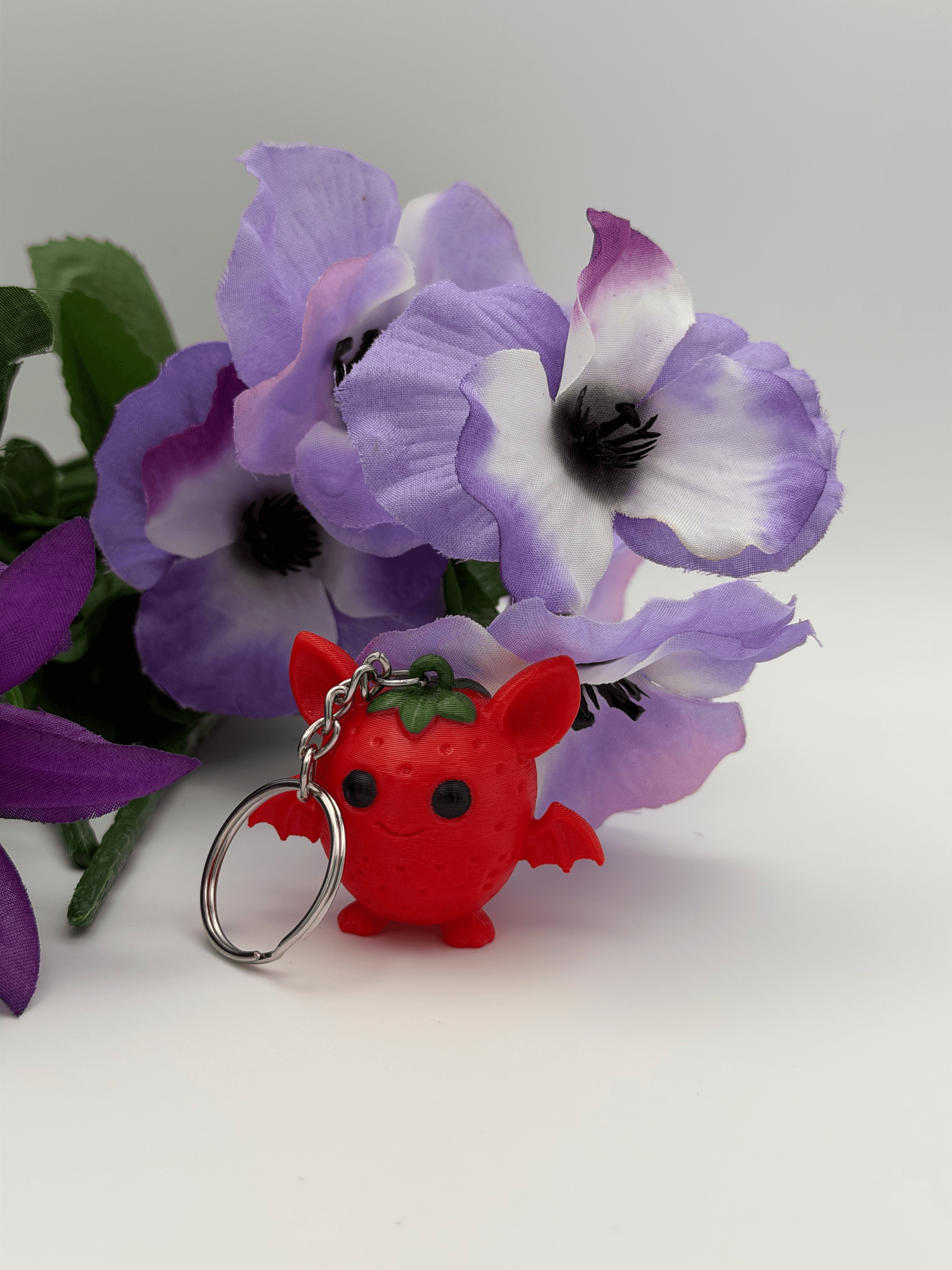 Cute Strawberry Bat Keychain – 3D Printed PLA Kawaii Bat Charm